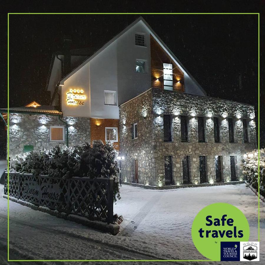 Hotel Dream House & 4*