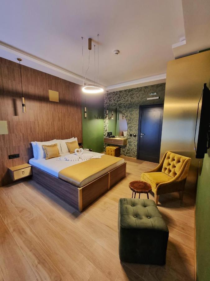 Hotel Dream House & 4*