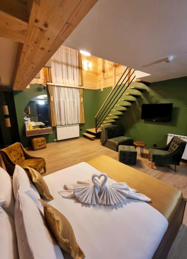 Dream House & Hotel Kolasin