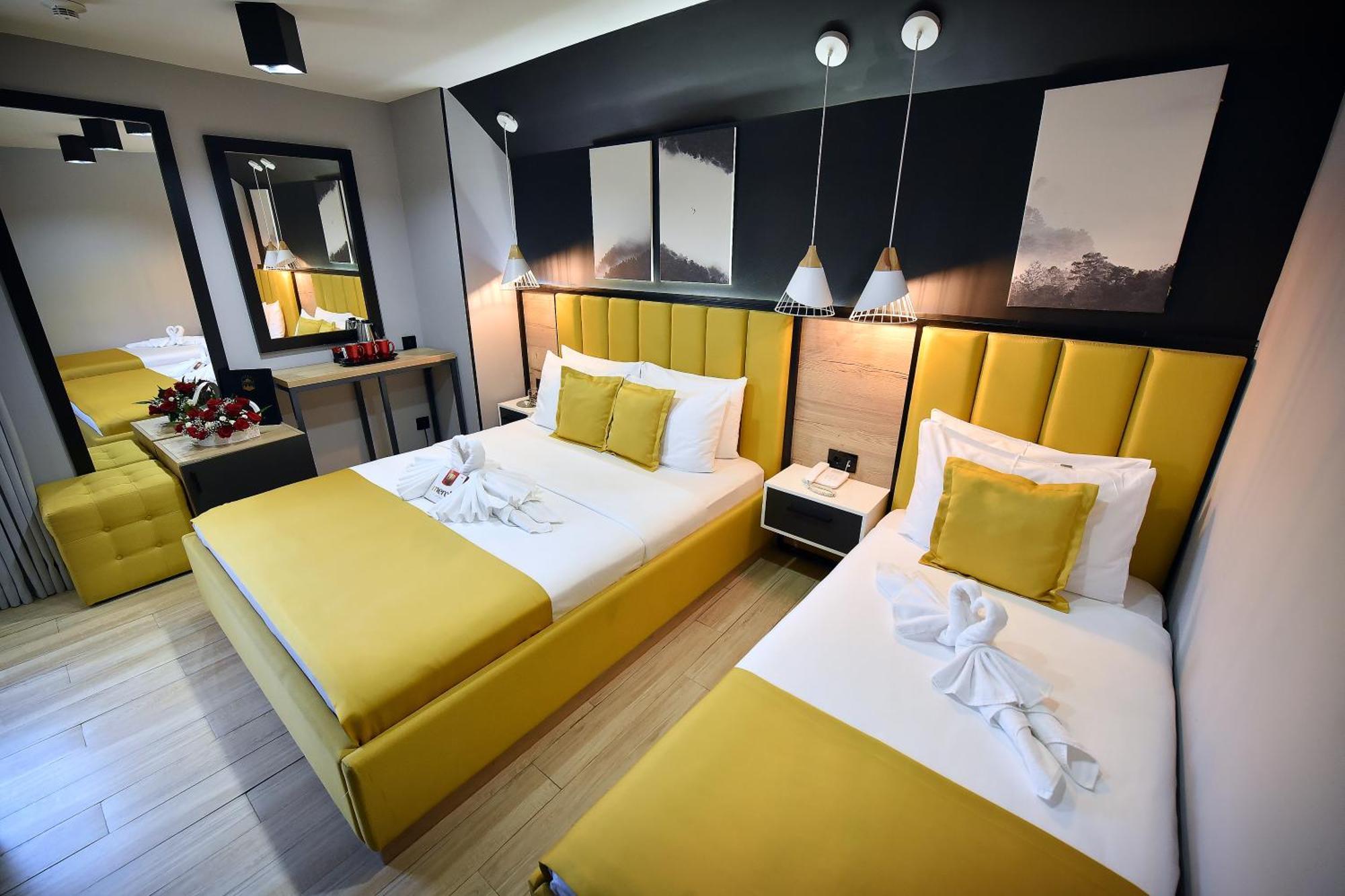 Dream House & Hotel Kolasin
