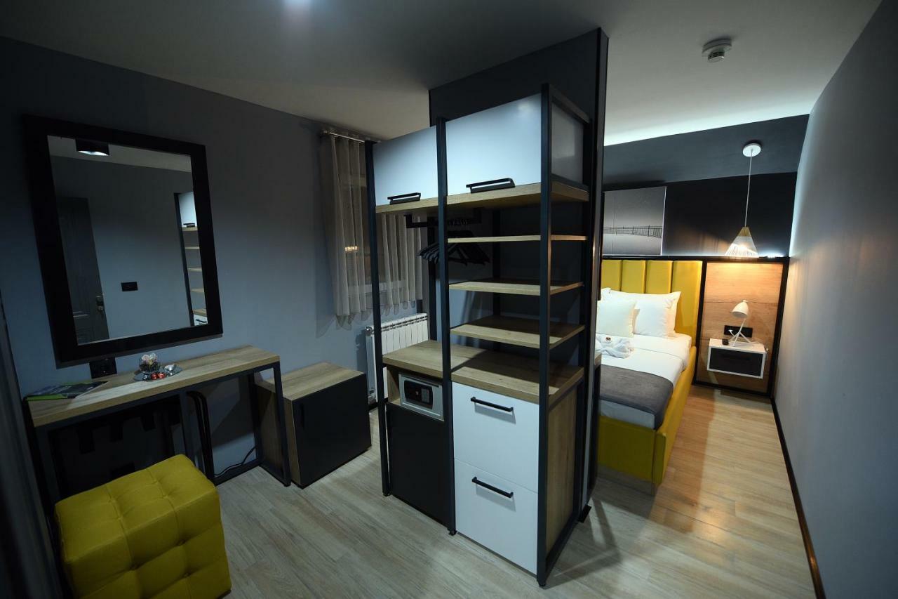 Hotel Dream House &